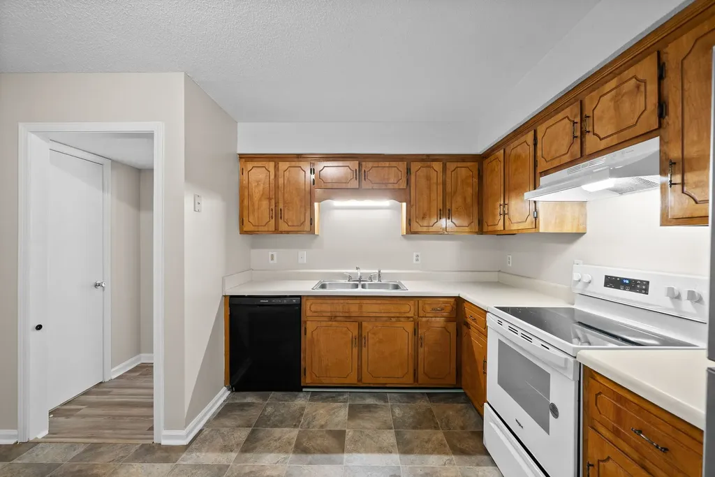 460 Martha Lane Clarksville TN 37043