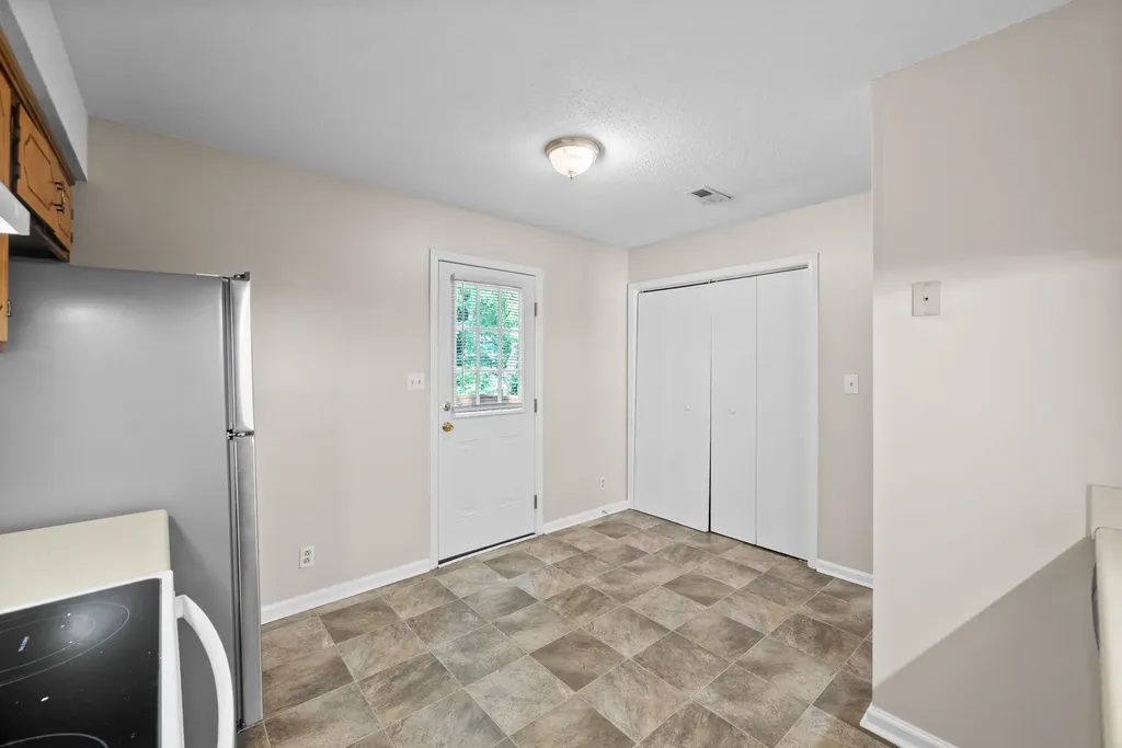 460 Martha Lane Clarksville TN 37043