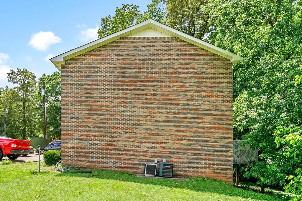 460 Martha Lane Clarksville TN 37043