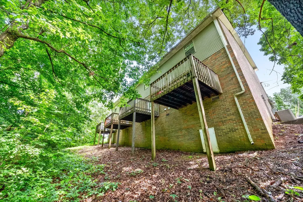 460 Martha Lane Clarksville TN 37043