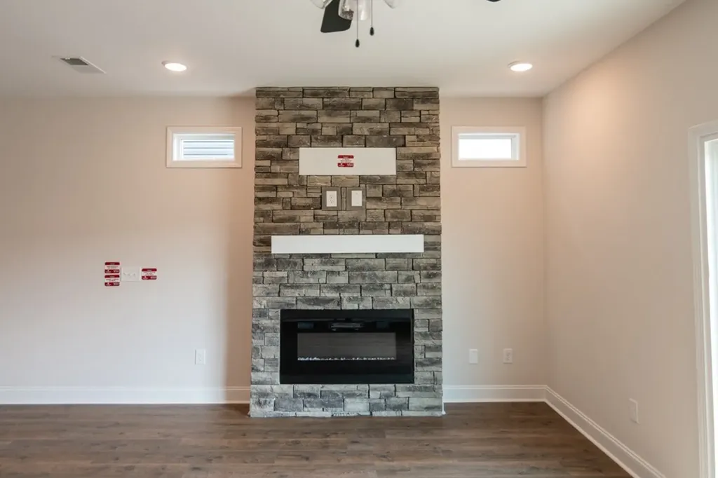 53 Charleston Cove Clarksville TN 37043