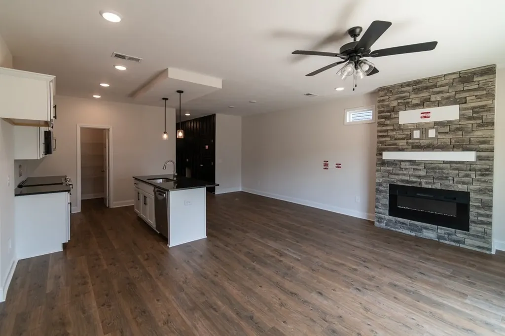 53 Charleston Cove Clarksville TN 37043