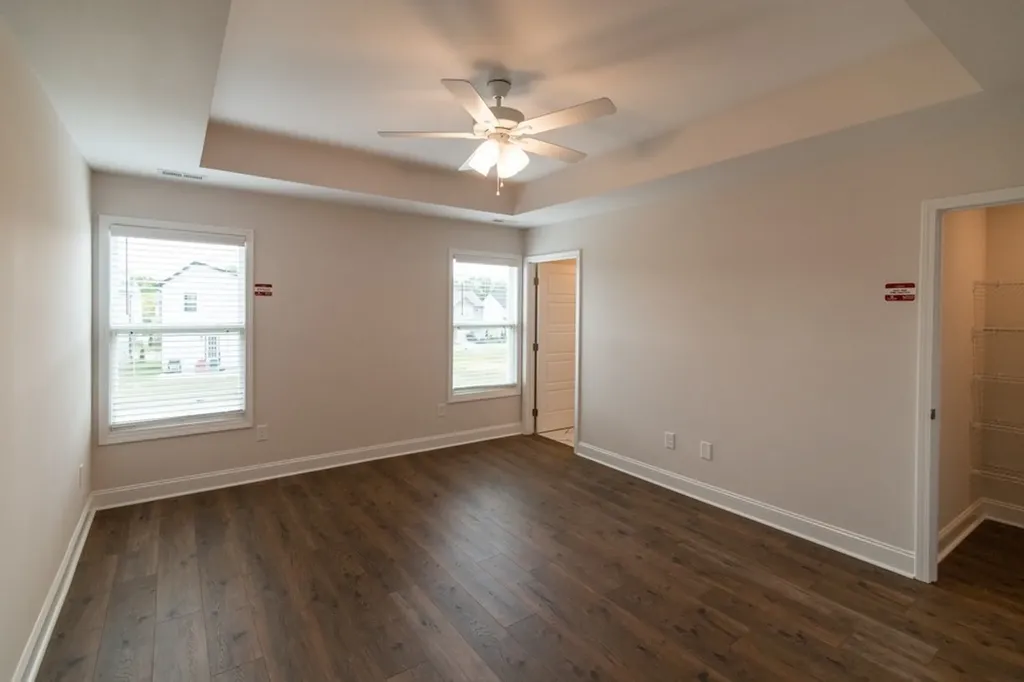 53 Charleston Cove Clarksville TN 37043
