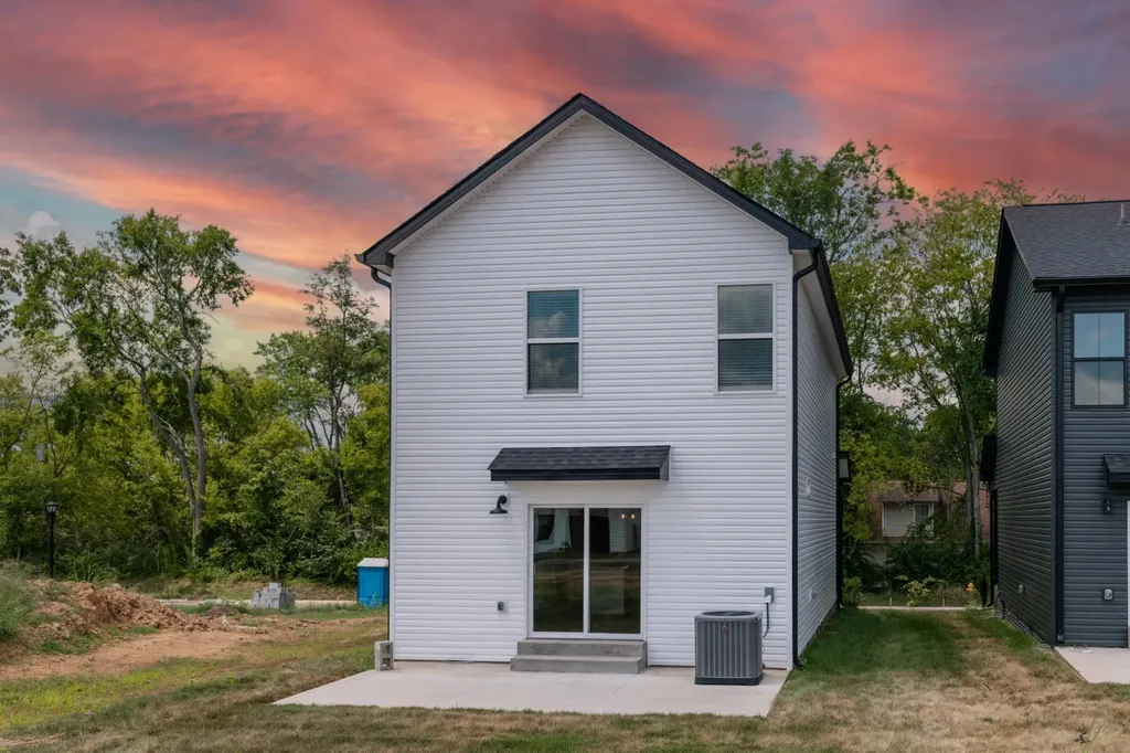 53 Charleston Cove Clarksville TN 37043