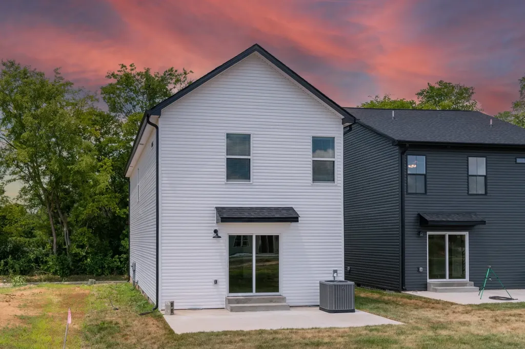 53 Charleston Cove Clarksville TN 37043
