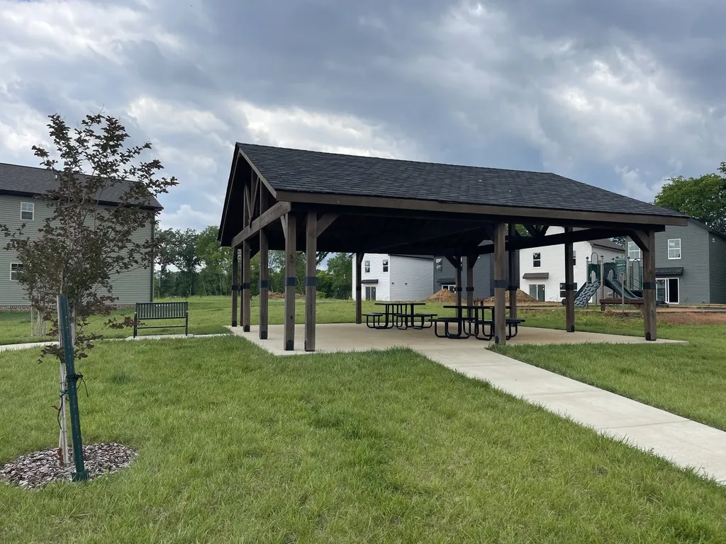 53 Charleston Cove Clarksville TN 37043
