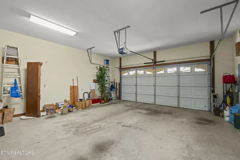 118 Laurelton Lane Crossville TN 38558