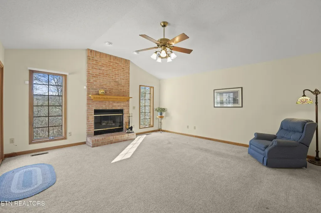 118 Laurelton Lane Crossville TN 38558