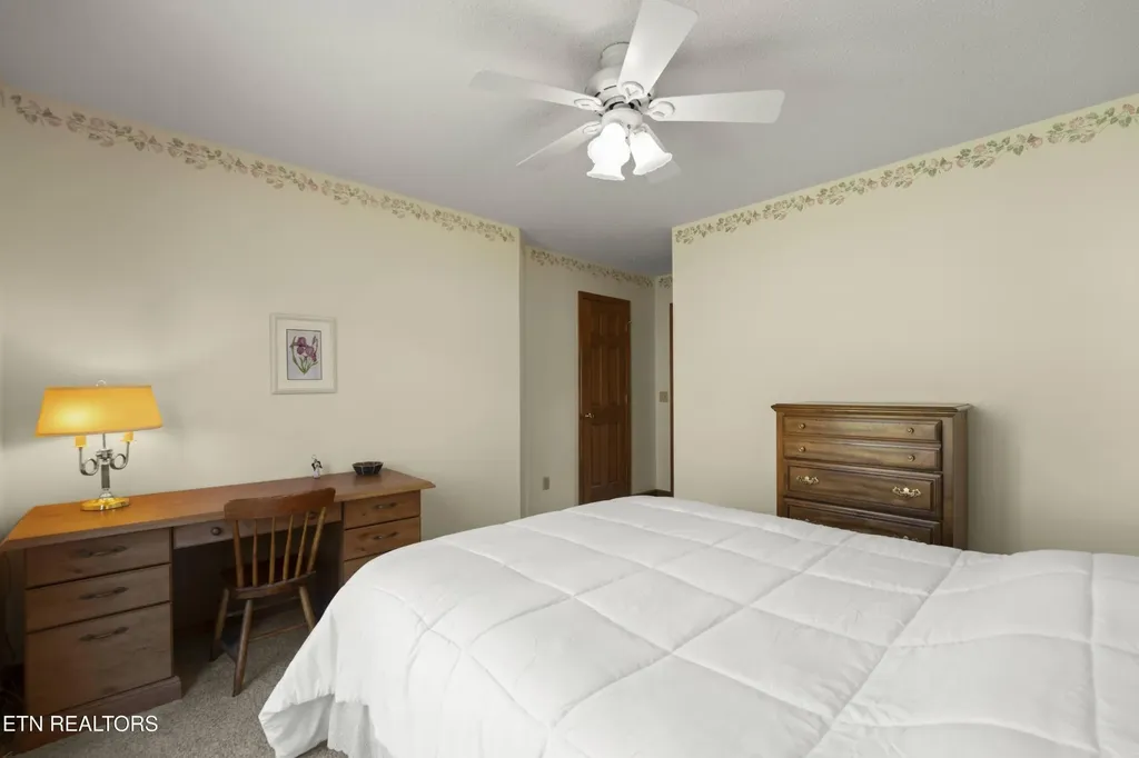 118 Laurelton Lane Crossville TN 38558