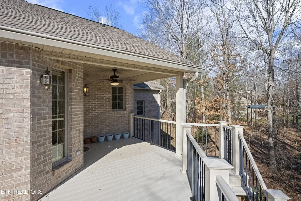 118 Laurelton Lane Crossville TN 38558