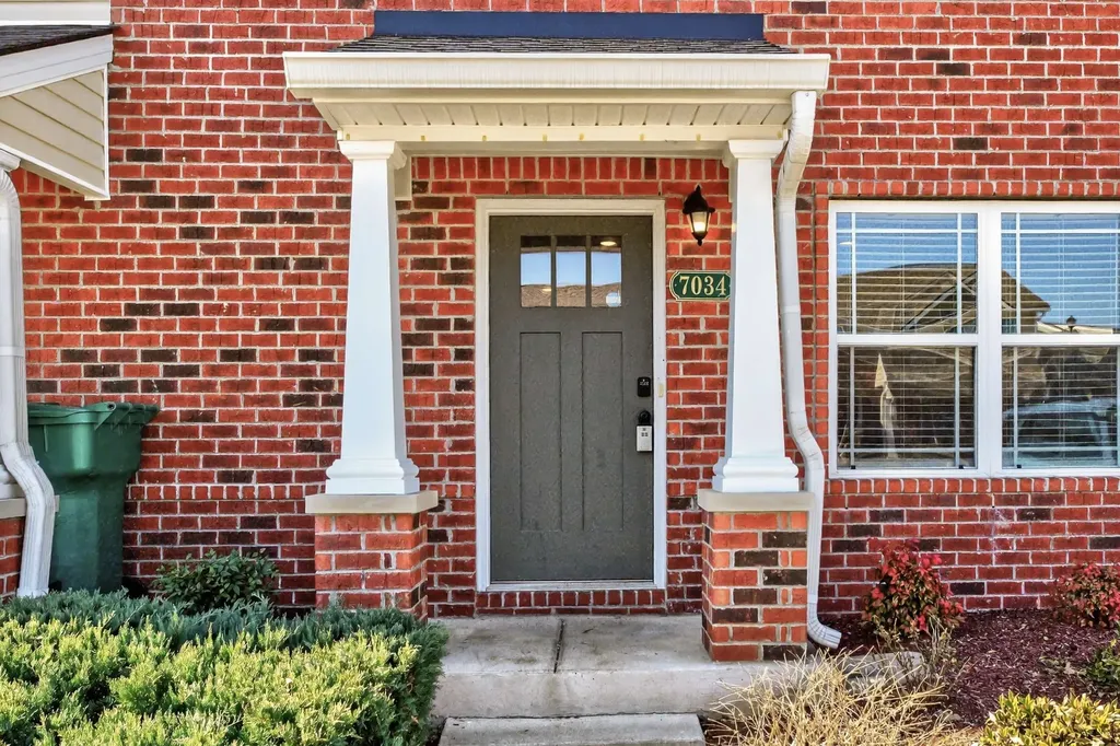 7034 Magnolia Crossings Spring Hill TN 37174