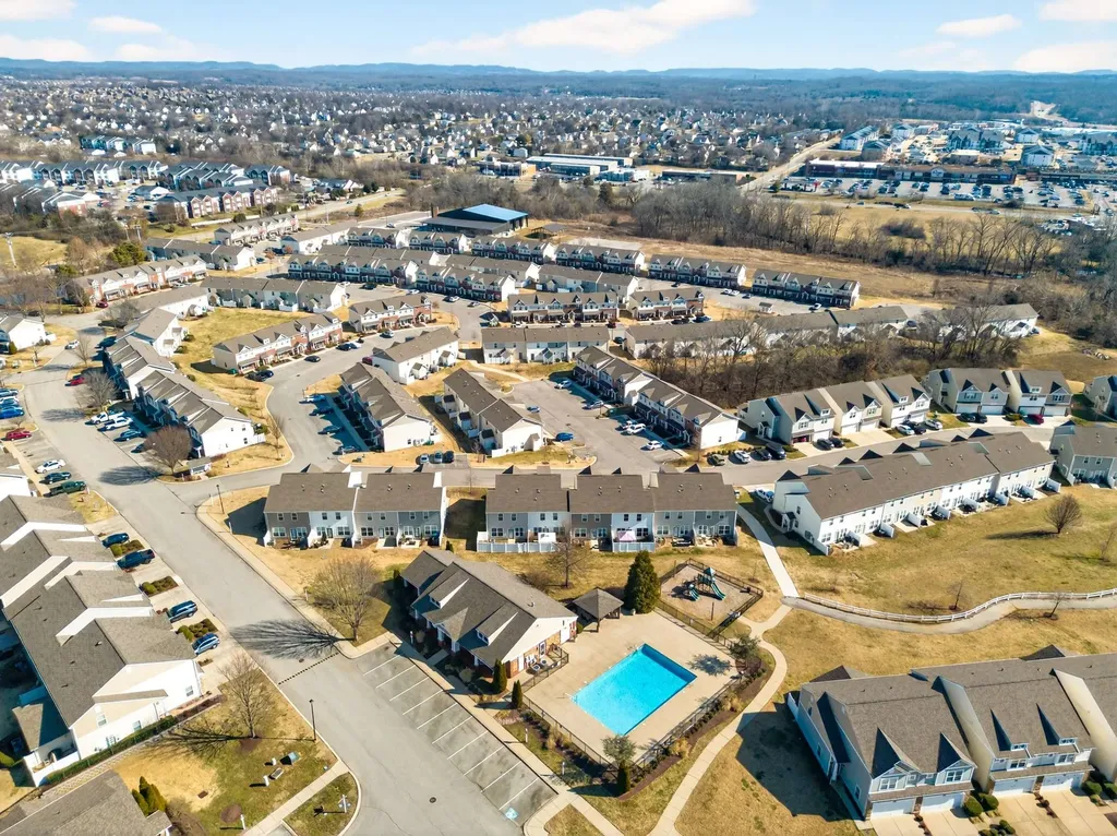 7034 Magnolia Crossings Spring Hill TN 37174