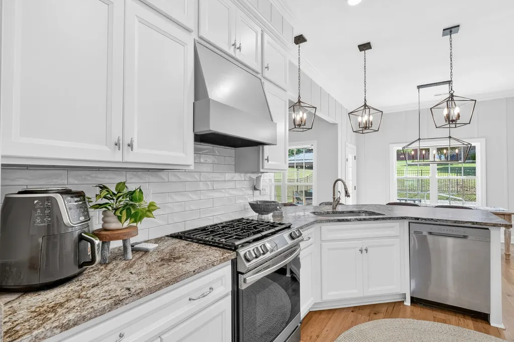 41 Knotting Hill Drive Fayetteville TN 37334