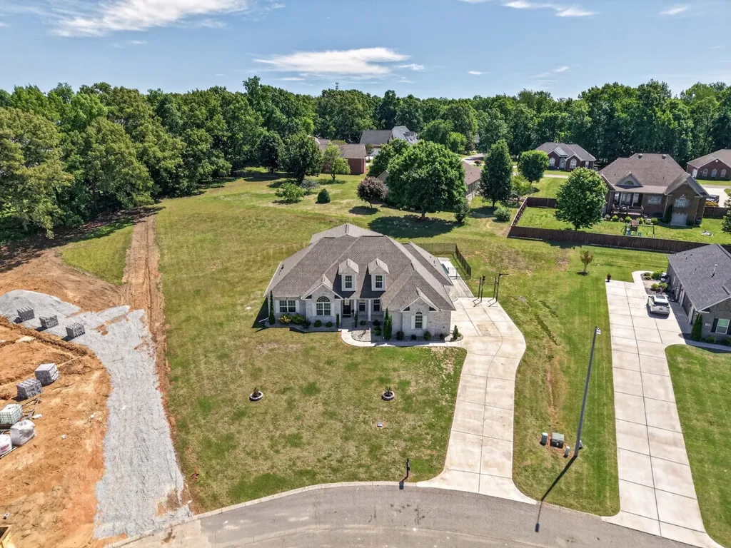 41 Knotting Hill Drive Fayetteville TN 37334