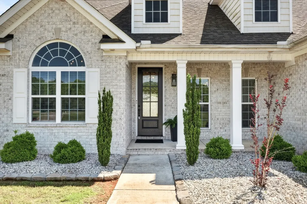 41 Knotting Hill Drive Fayetteville TN 37334
