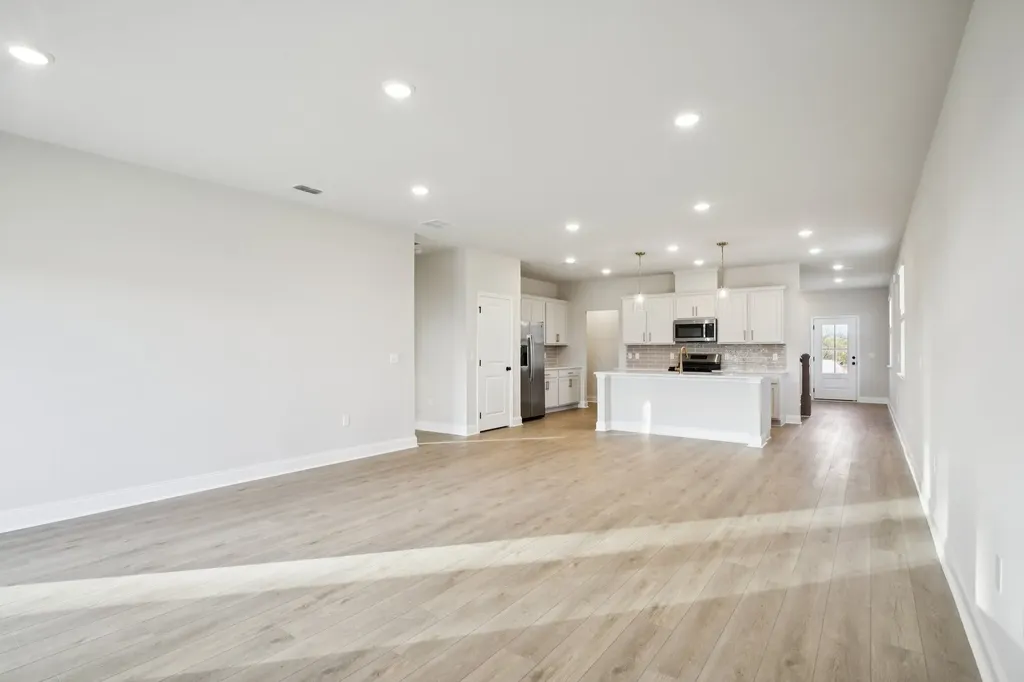 1090 Large Poppy Drive La Vergne TN 37086