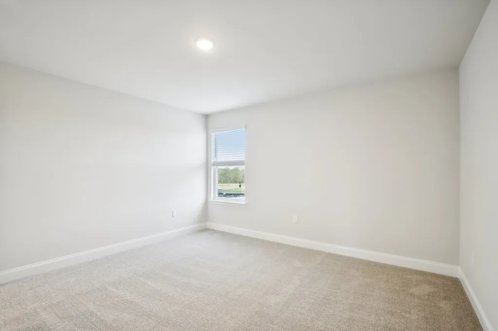 1090 Large Poppy Drive La Vergne TN 37086