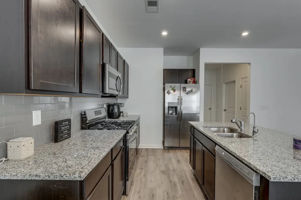 515 Morgan Meadows Way Columbia TN 38401