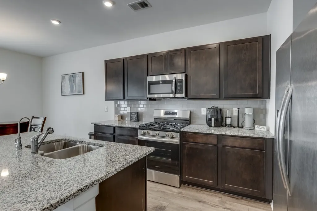 515 Morgan Meadows Way Columbia TN 38401