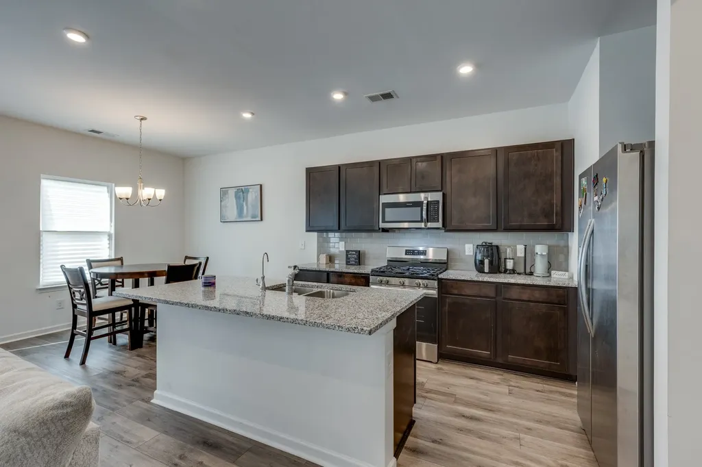 515 Morgan Meadows Way Columbia TN 38401