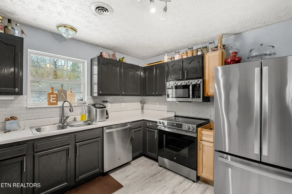 4138 Mission Bell Lane Knoxville TN 37914