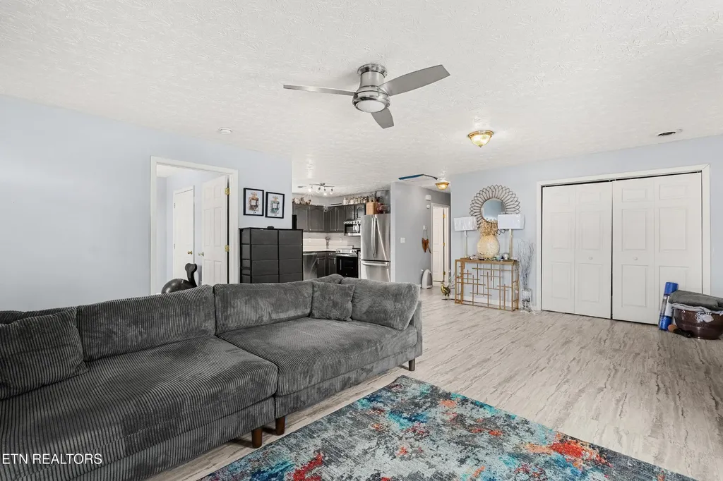 4138 Mission Bell Lane Knoxville TN 37914
