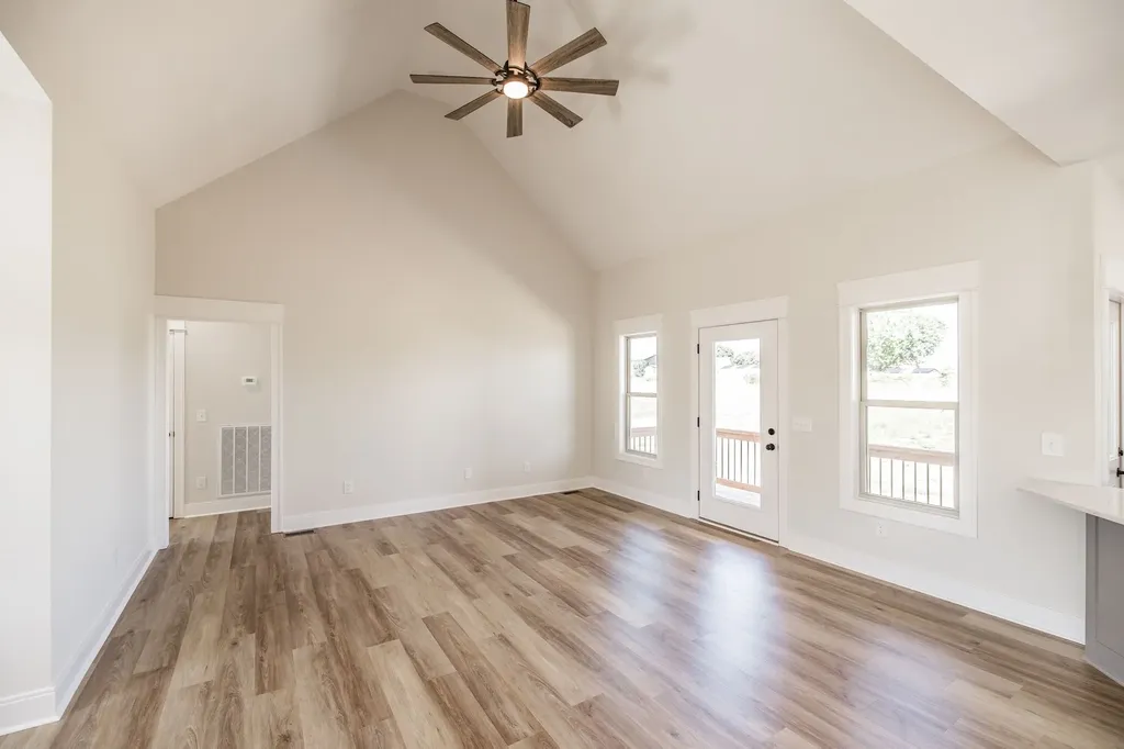 1204 Vickie Lane Portland TN 37148