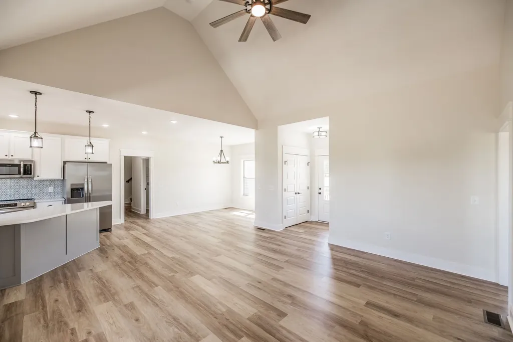 1204 Vickie Lane Portland TN 37148