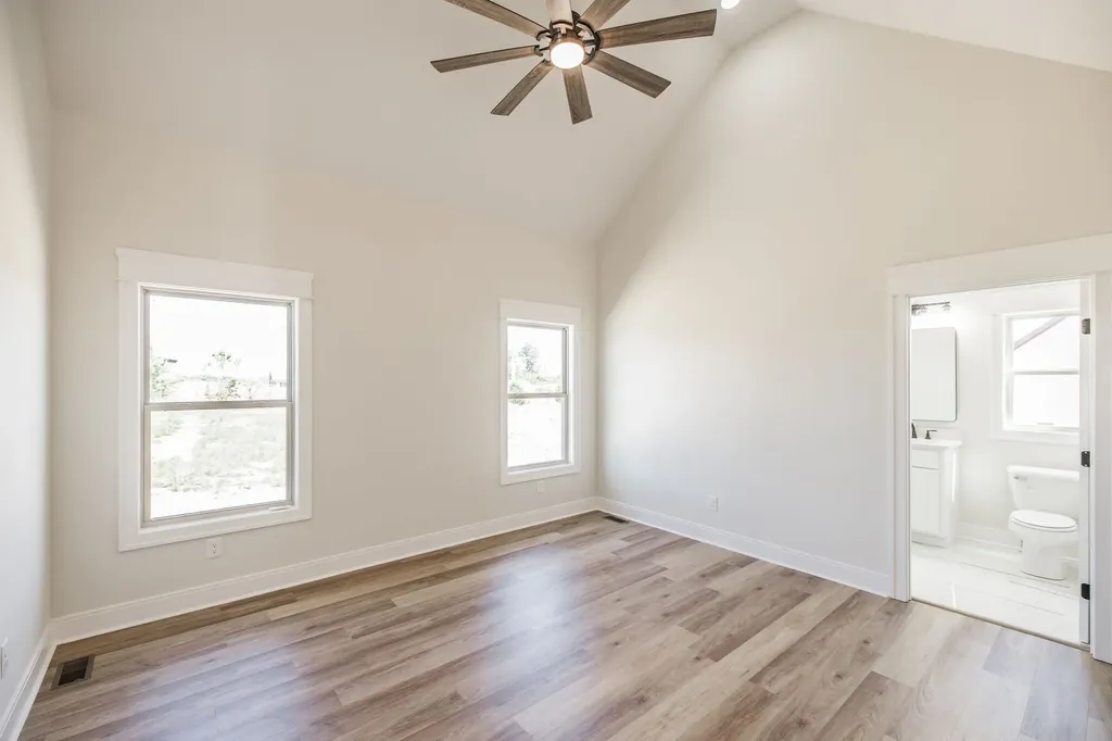 1204 Vickie Lane Portland TN 37148