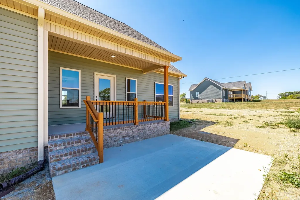 1204 Vickie Lane Portland TN 37148