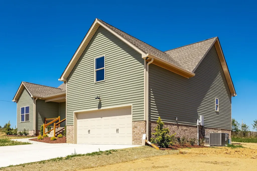 1204 Vickie Lane Portland TN 37148