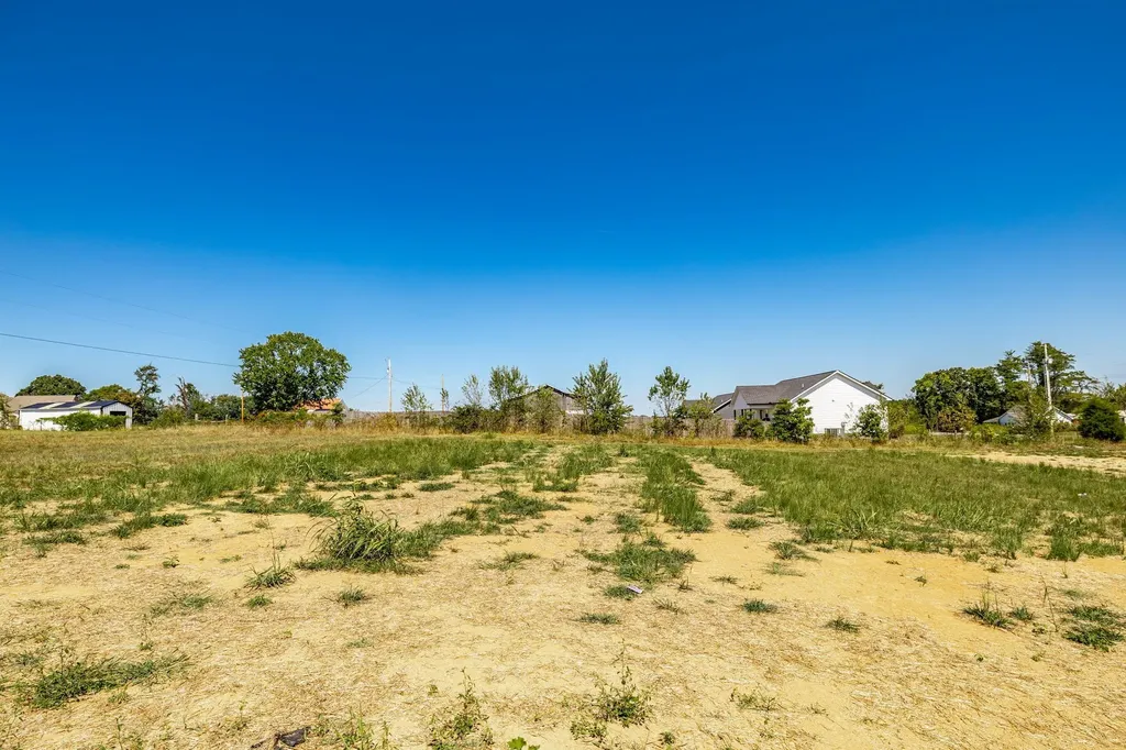 1204 Vickie Lane Portland TN 37148