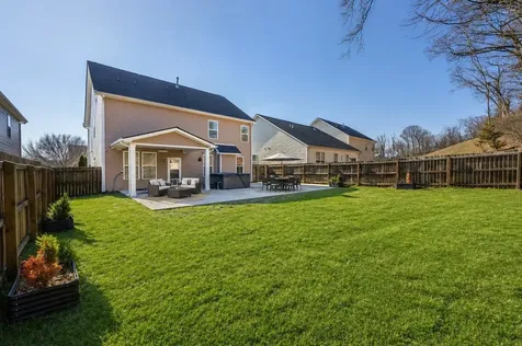 1941 Stonewater Drive Hermitage TN 37076