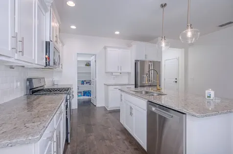 1941 Stonewater Drive Hermitage TN 37076