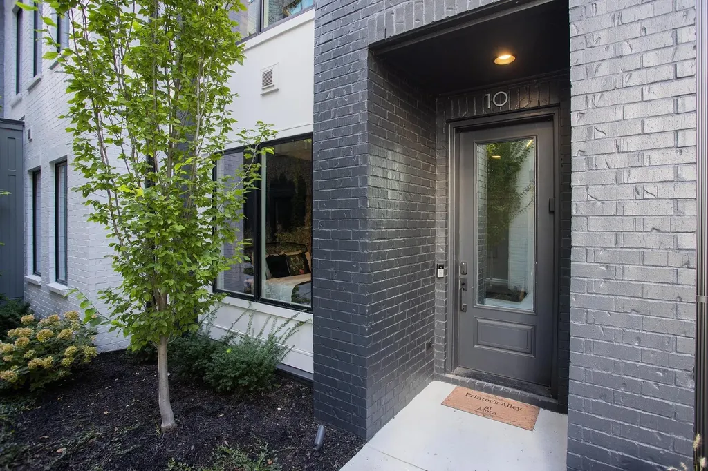 1026 Jefferson Street Nashville TN 37208