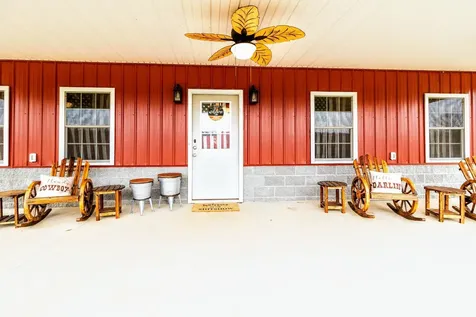 1910 Cedar Creek Road Vanleer TN 37181