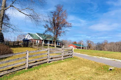 1910 Cedar Creek Road Vanleer TN 37181