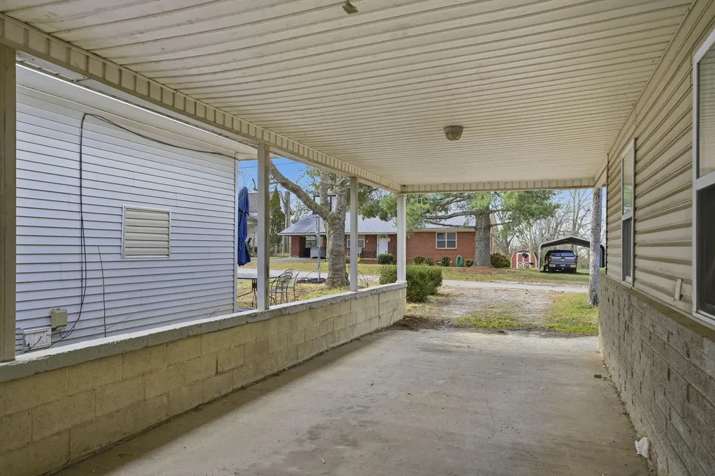714 N Cedar Street Winchester TN 37398