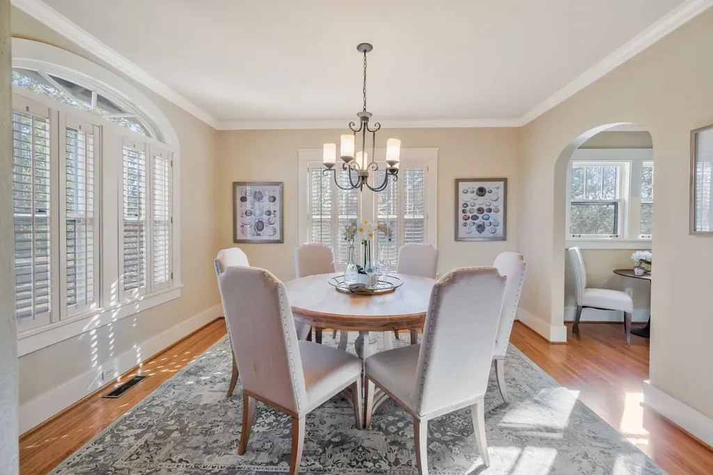 203A Woodmont Circle Nashville TN 37205