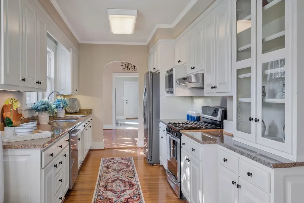 203A Woodmont Circle Nashville TN 37205
