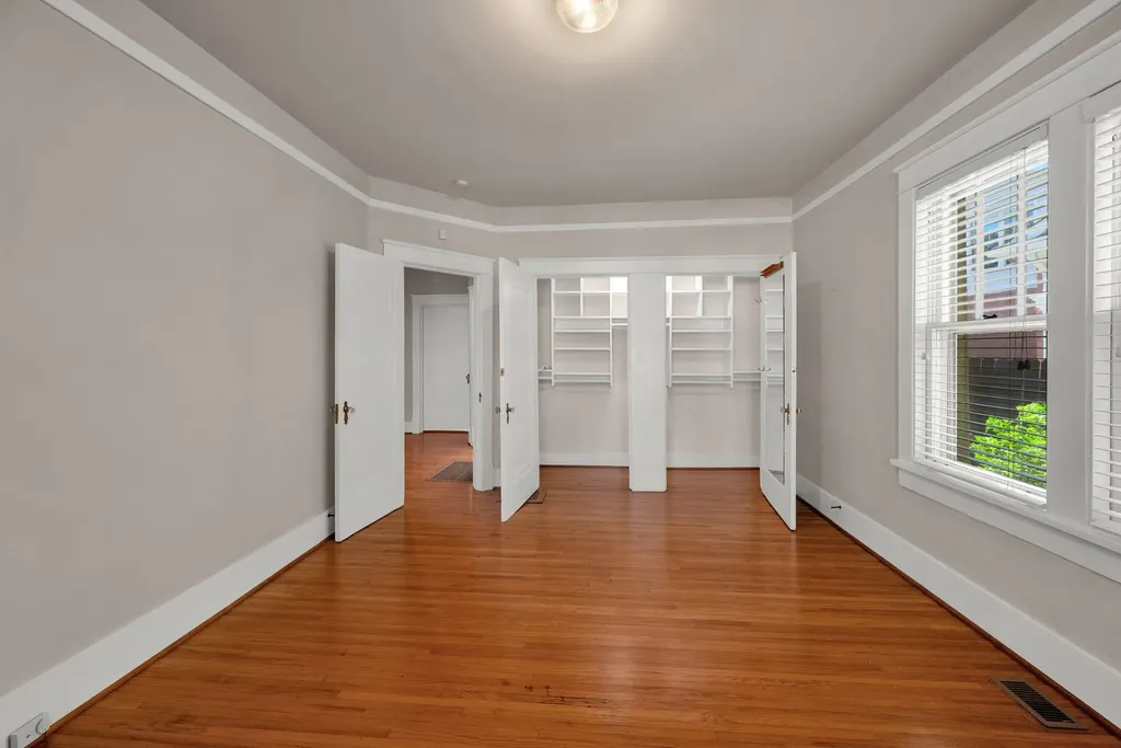 203A Woodmont Circle Nashville TN 37205