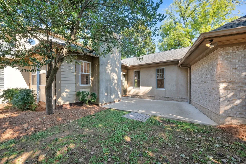 203A Woodmont Circle Nashville TN 37205