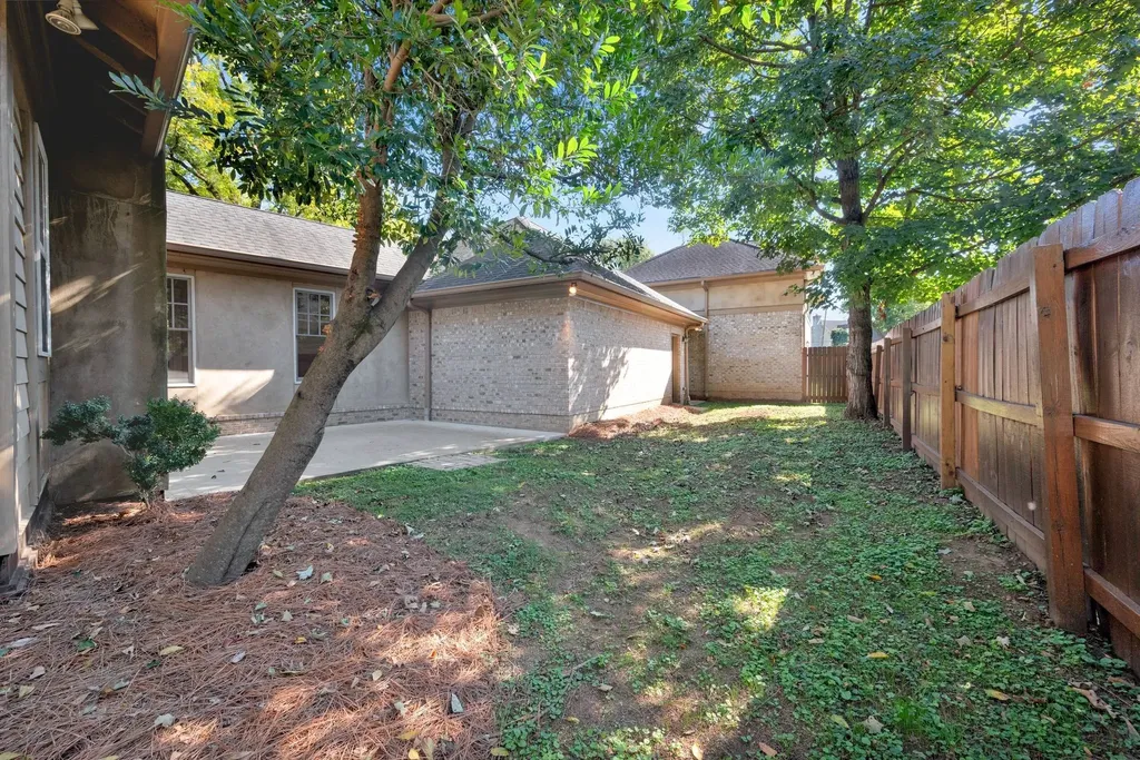 203A Woodmont Circle Nashville TN 37205