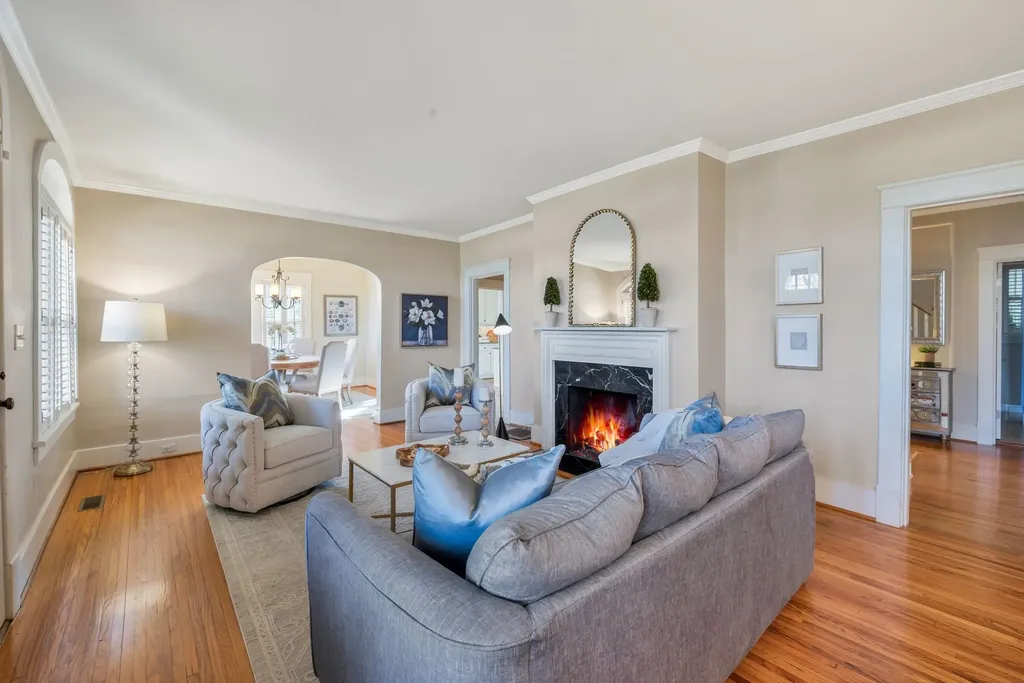 203A Woodmont Circle Nashville TN 37205