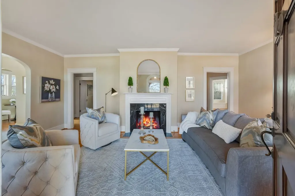 203A Woodmont Circle Nashville TN 37205