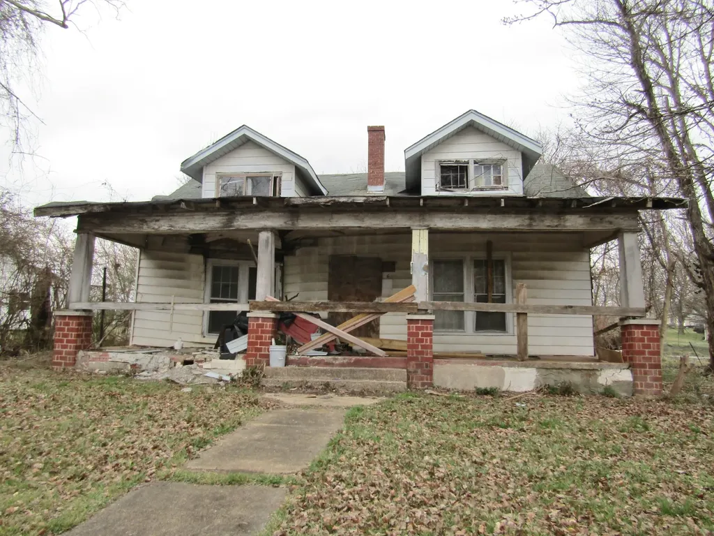 826 W Church Street Lewisburg TN 37091