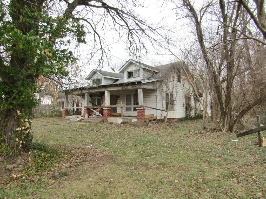 826 W Church Street Lewisburg TN 37091