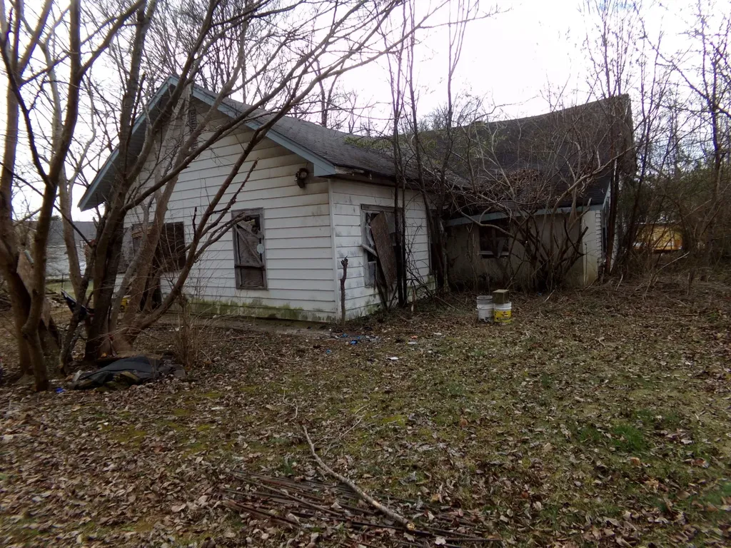 826 W Church Street Lewisburg TN 37091