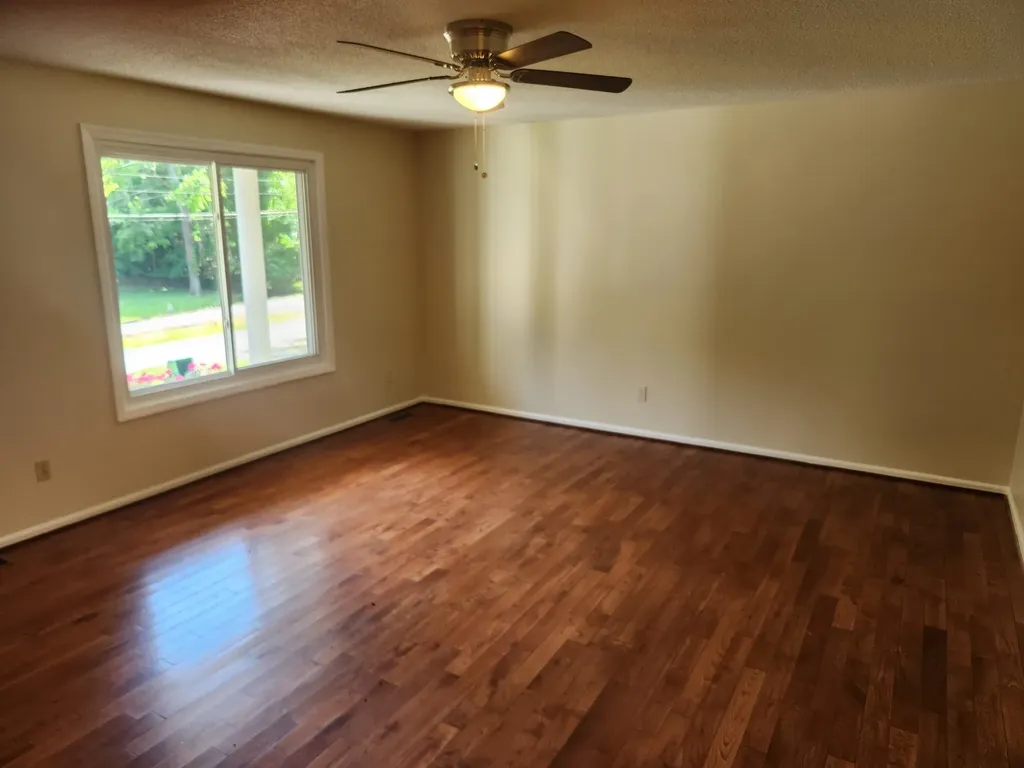 1830 Lowe Street Lewisburg TN 37091
