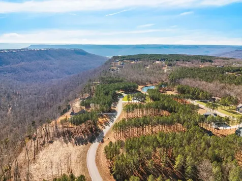430 Crockett Loop Jasper TN 37347